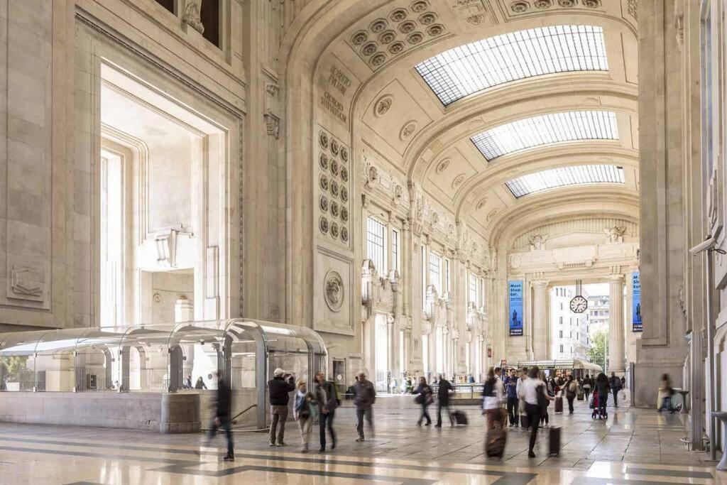 Appartamento - Stazione Centrale Милано Екстериор снимка